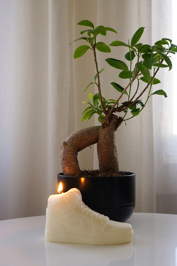 AJ1 Sneaker Candle